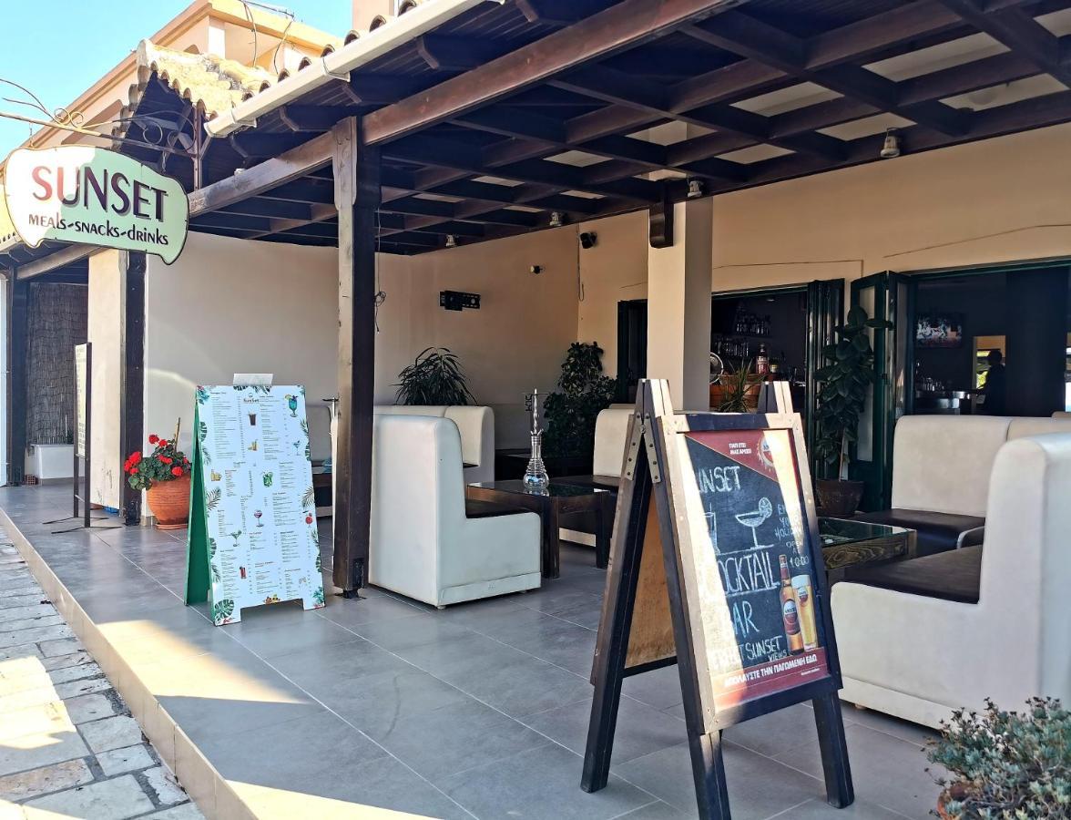 Maria'S Studios Agios Georgios  Bagian luar foto