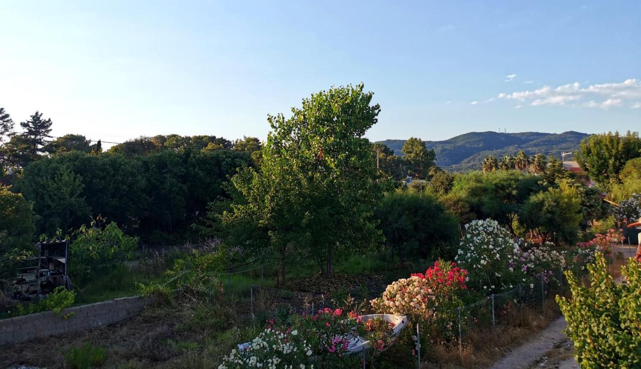 Maria'S Studios Agios Georgios  Bagian luar foto